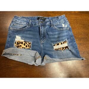 Judy Blue Shorts Womens XL Distressed Denim Rocker Cheetah Preppy Boho Cowgirl